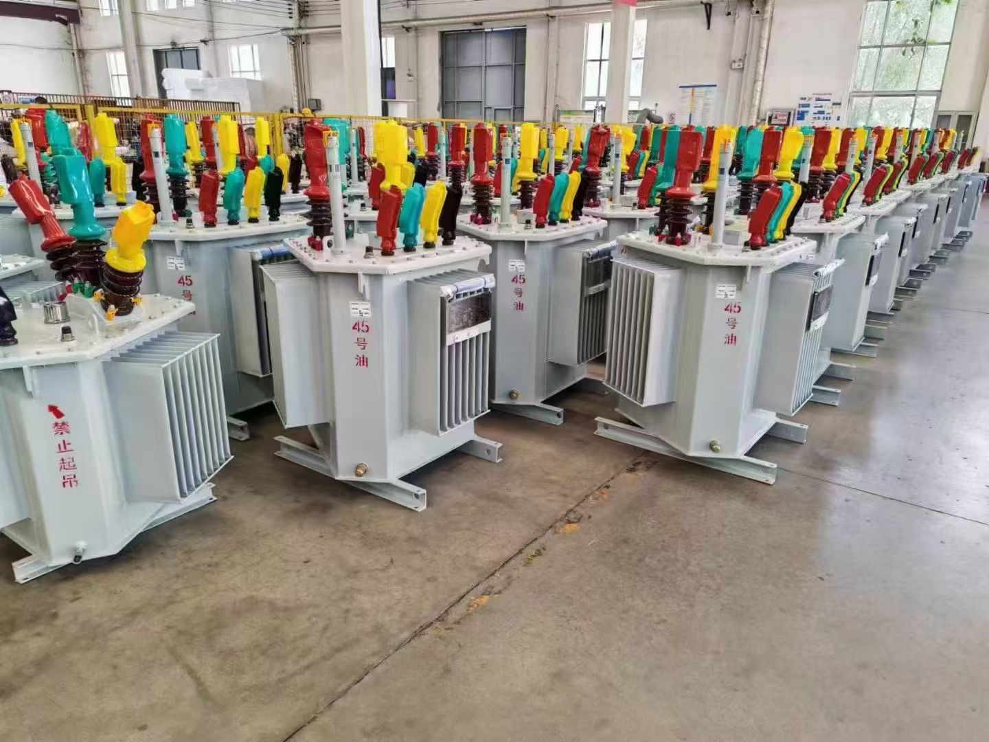 油浸式变压器&middot;型号二（立体卷）